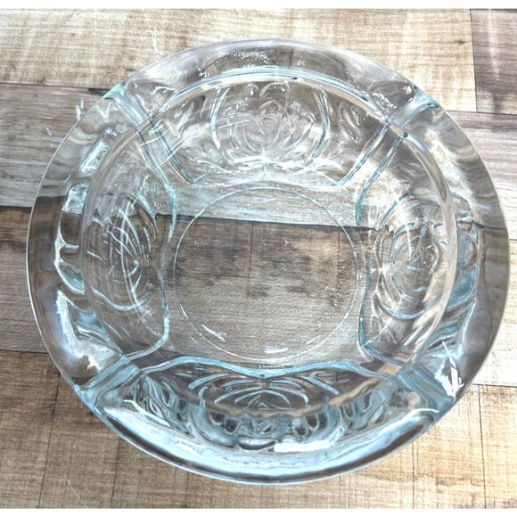 Vintage Clear Pressed Glass Bowl With Floral Design - Picture 1 of 3